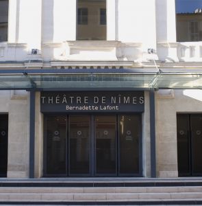 Théâtre de Nîmes Bernadette Lafont